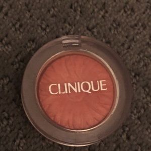 Clinique cheek pop in 02 peach pop